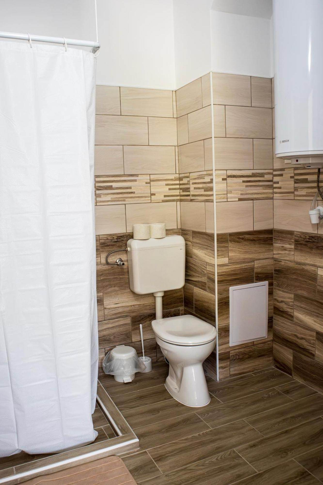 Izisz Apartman Matraterenye Zewnętrze zdjęcie