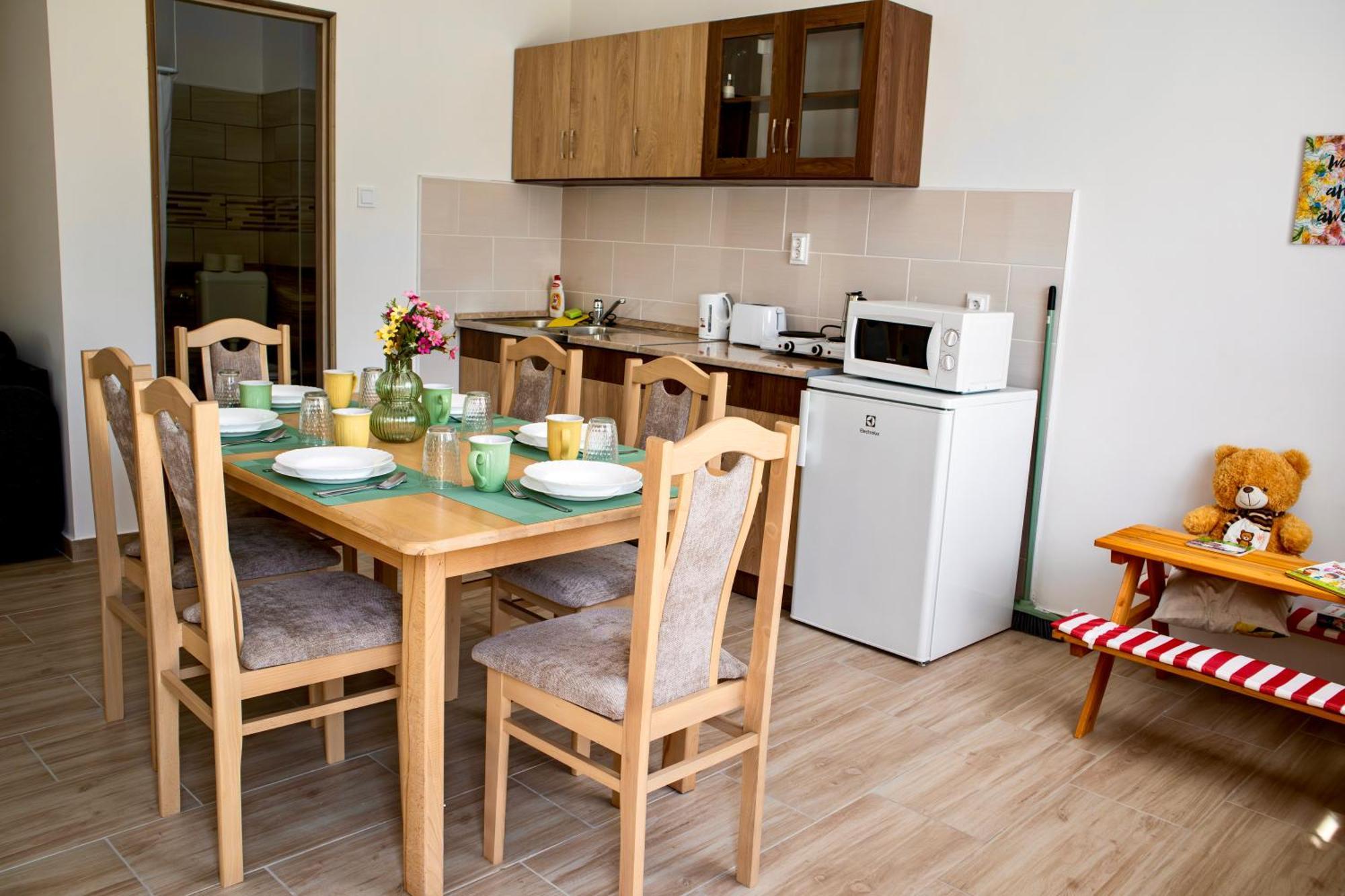 Izisz Apartman Matraterenye Zewnętrze zdjęcie