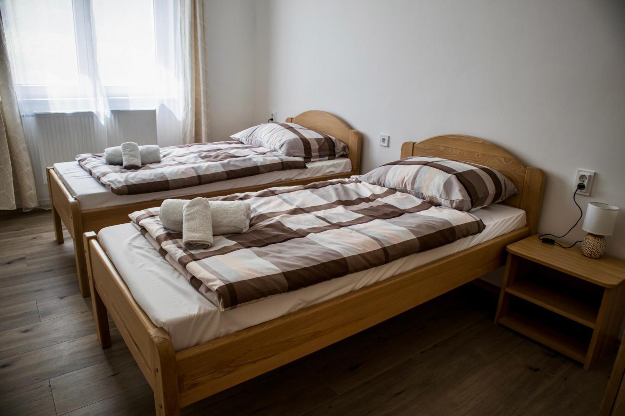 Izisz Apartman Matraterenye Zewnętrze zdjęcie