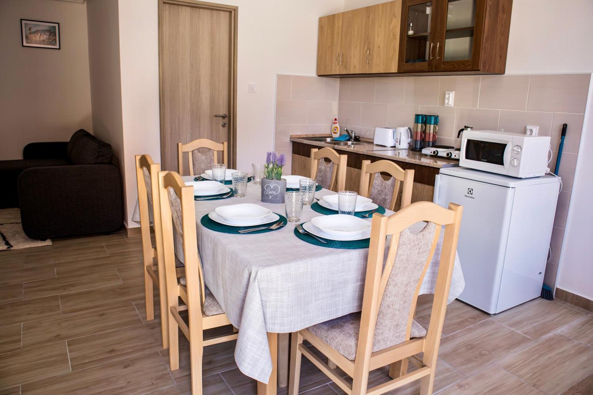 Izisz Apartman Matraterenye Zewnętrze zdjęcie