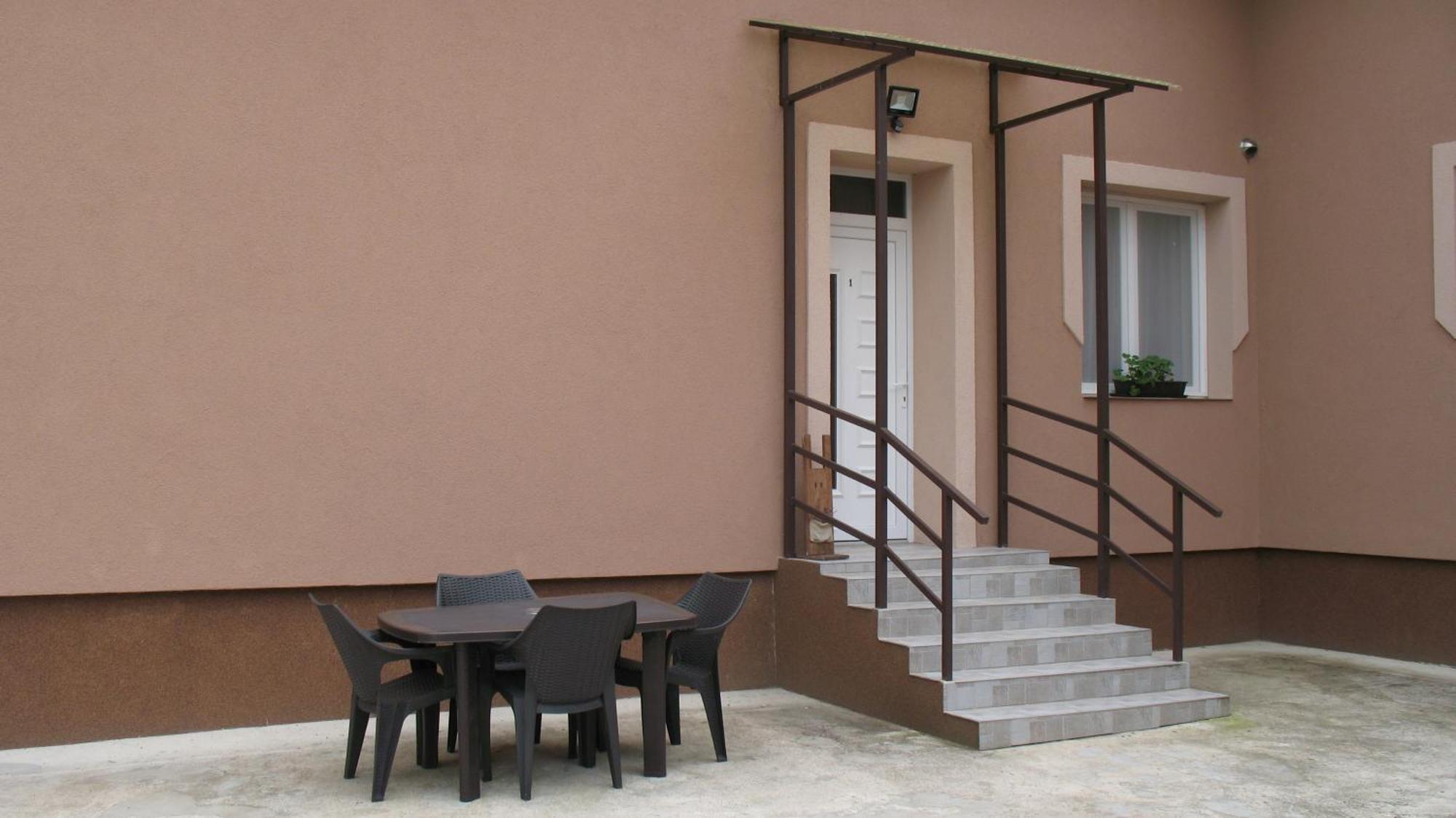 Izisz Apartman Matraterenye Zewnętrze zdjęcie